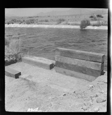 Borel Powerhouse - Borel Canal - Footing temporary bridge