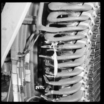 Big Creek Powerhouse 2A - #1 generator up-stream split