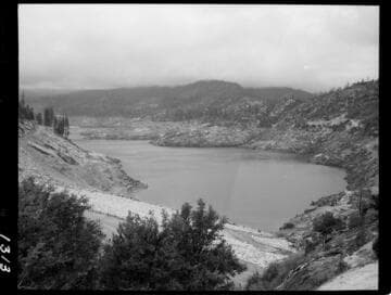 Big Creek - Mammoth Pool - Reservoir area - Dam Crest