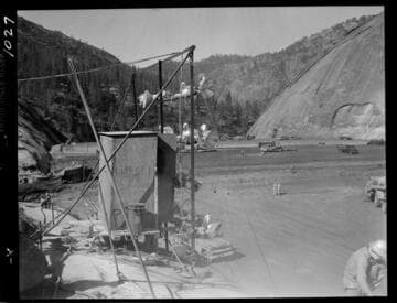 Big Creek - Mammoth Pool - Lightning tower at damsite
