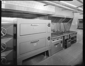 Commercial kitchen