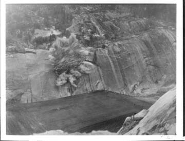 Big Creek - Mammoth Pool - Blast of Daulton Creek overhang