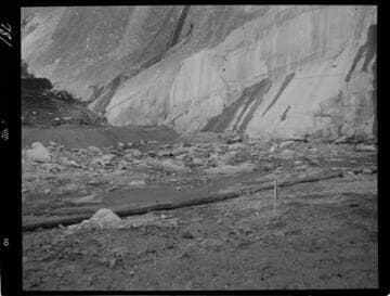 Big Creek - Mammoth Pool - East abutment before fill looking upstream