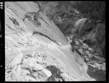 Big Creek - Mammoth Pool - Access road to diversion tunnel outlet