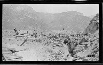 A construction crew working on the regulating reservoir at Kaweah #3 Hydro Plant