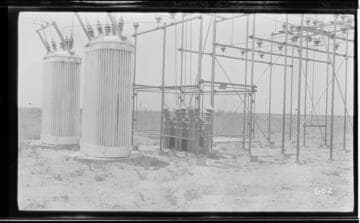 The exterior of Earlimart Substation