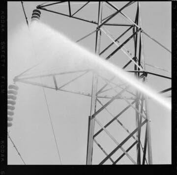 Washing tower insulators