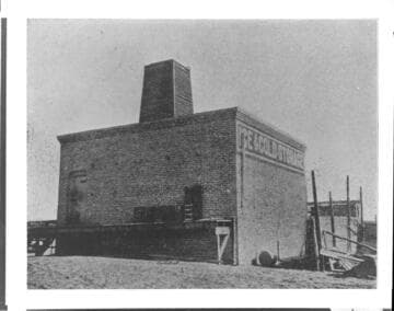 Ice house & cold storage