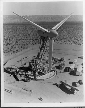 The Bendix-Schachle wind turbine in 1983