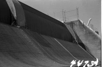 Big Creek, Florence Lake Dam - Spillway drum-gates