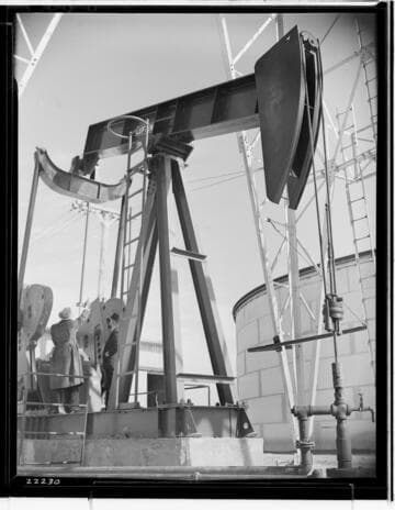 H1.4 - Heavy Duty Oil Industry - Richfield Oil Co