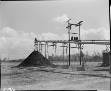 Conveyor used to pile material
