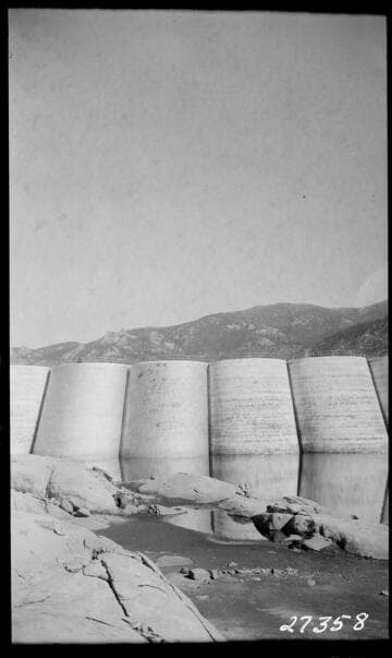 Big Creek, Florence Lake Dam - Arches 12, 13, 14, & 15, General view