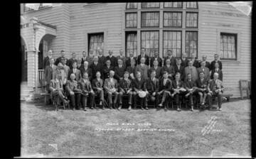 Men's bible class, Hoover Street Baptist Church, 6100 South Hoover, Los Angeles. 1925