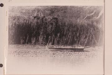 "Old boat one mile below Stanton Dredge"