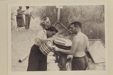 Lodell pours for Garth.  Lees Ferry