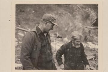 Don Smith talking with the Hermit on the Salmon River