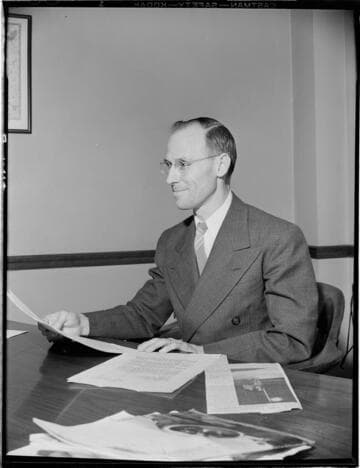 B. F. Levet